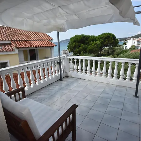 Villa Hello *