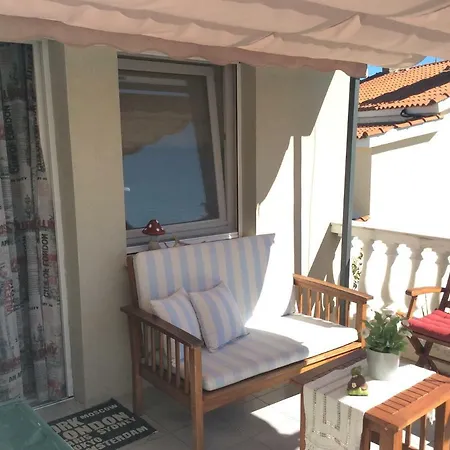 Villa Hello *