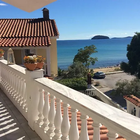 Hello Villa *